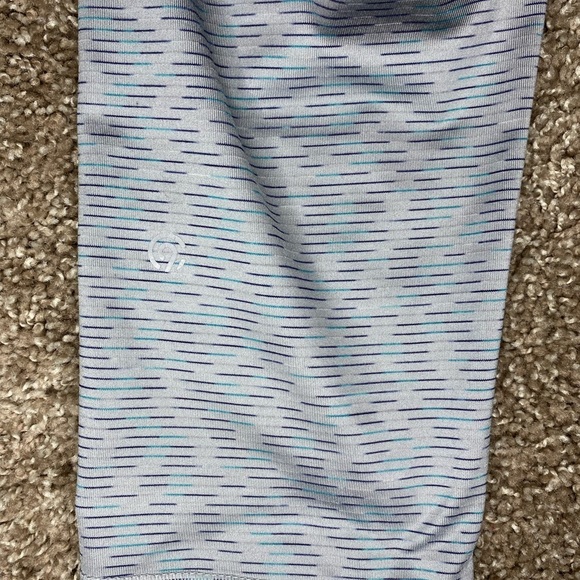 Champion silver/gray marbled cropped capri athletic leggings - Picture 9 of 9
